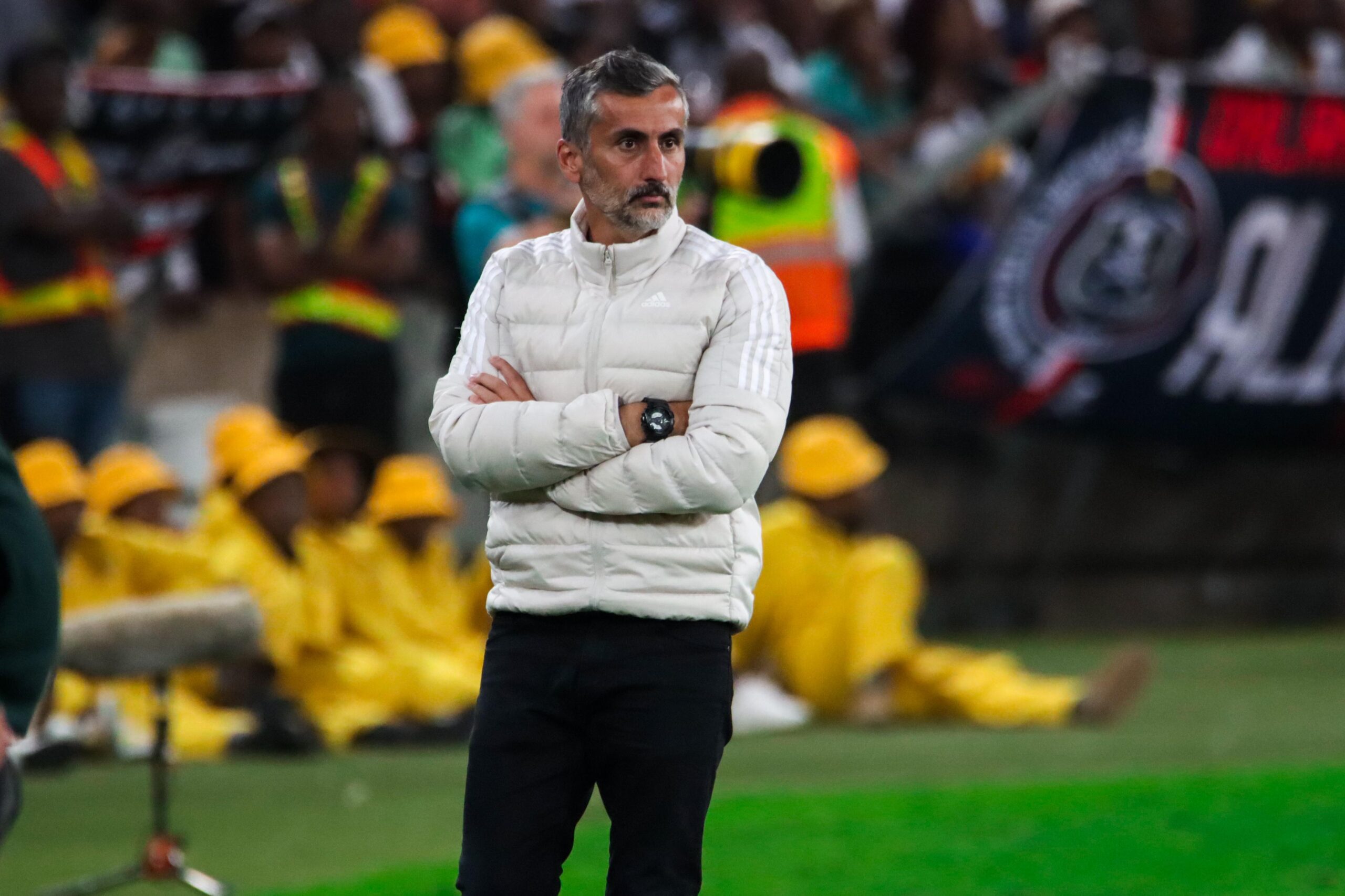 Afrique du Sud : José Riveiro réagit aux éloges d’un entraîneur de la PSL