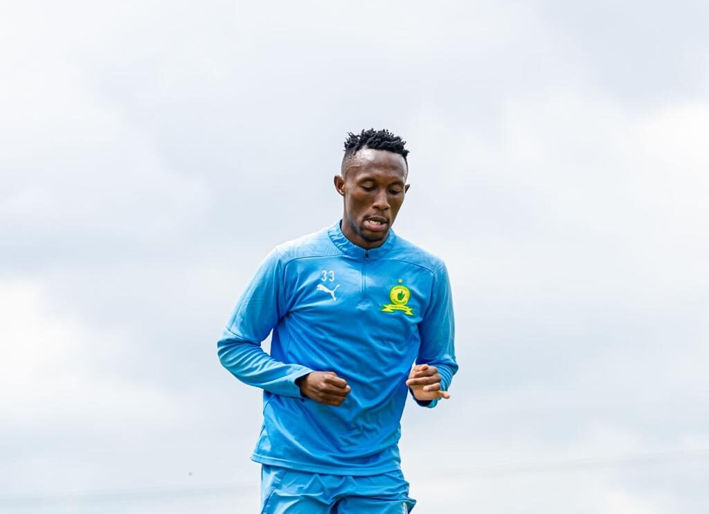 Afrique du Sud : Le coach de Mamelodi Sundowns justifie le retour de Thapelo Maseko