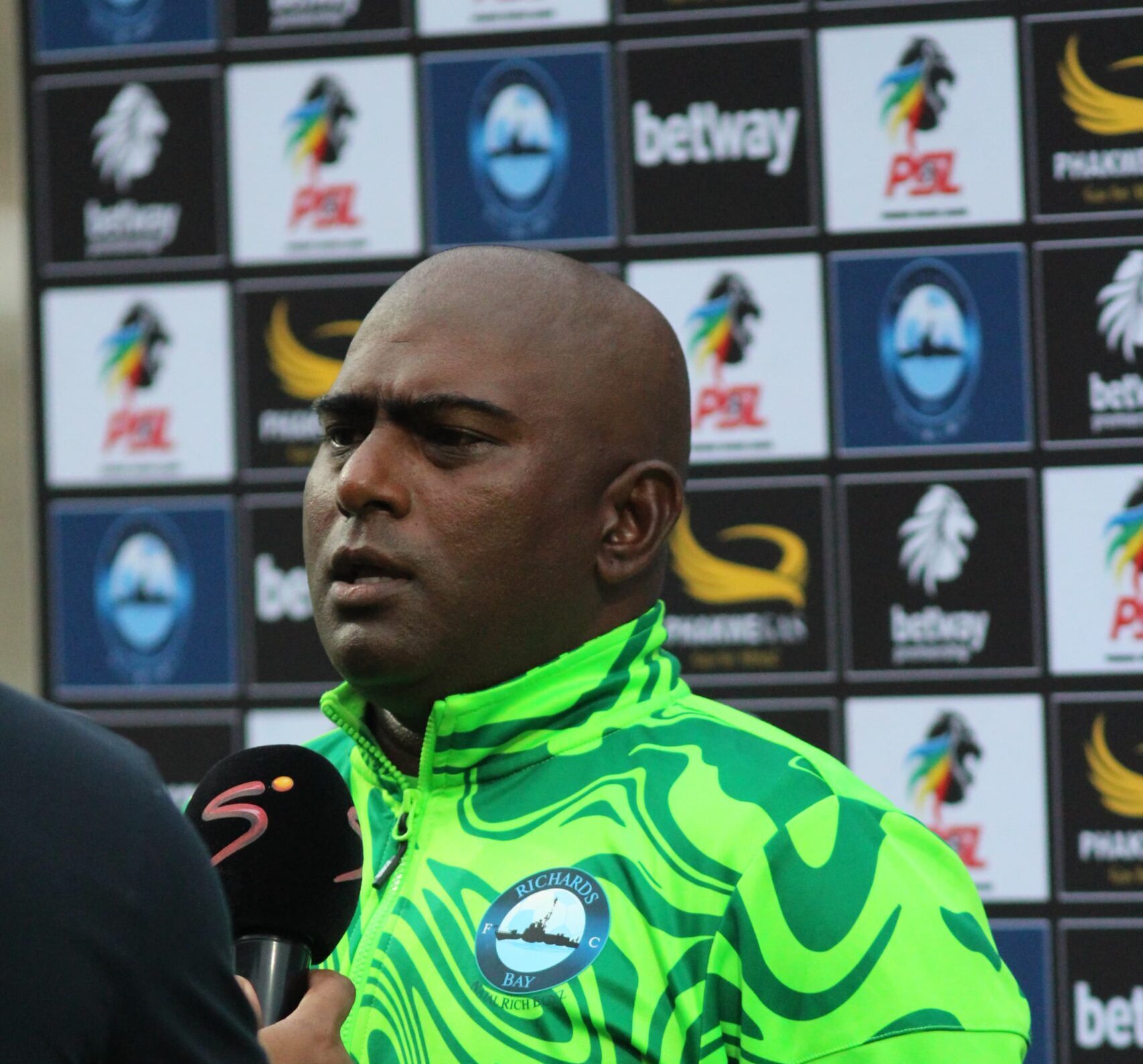 Afrique du Sud : L’entraîneur de Richards Bay vise une forte finition de saison