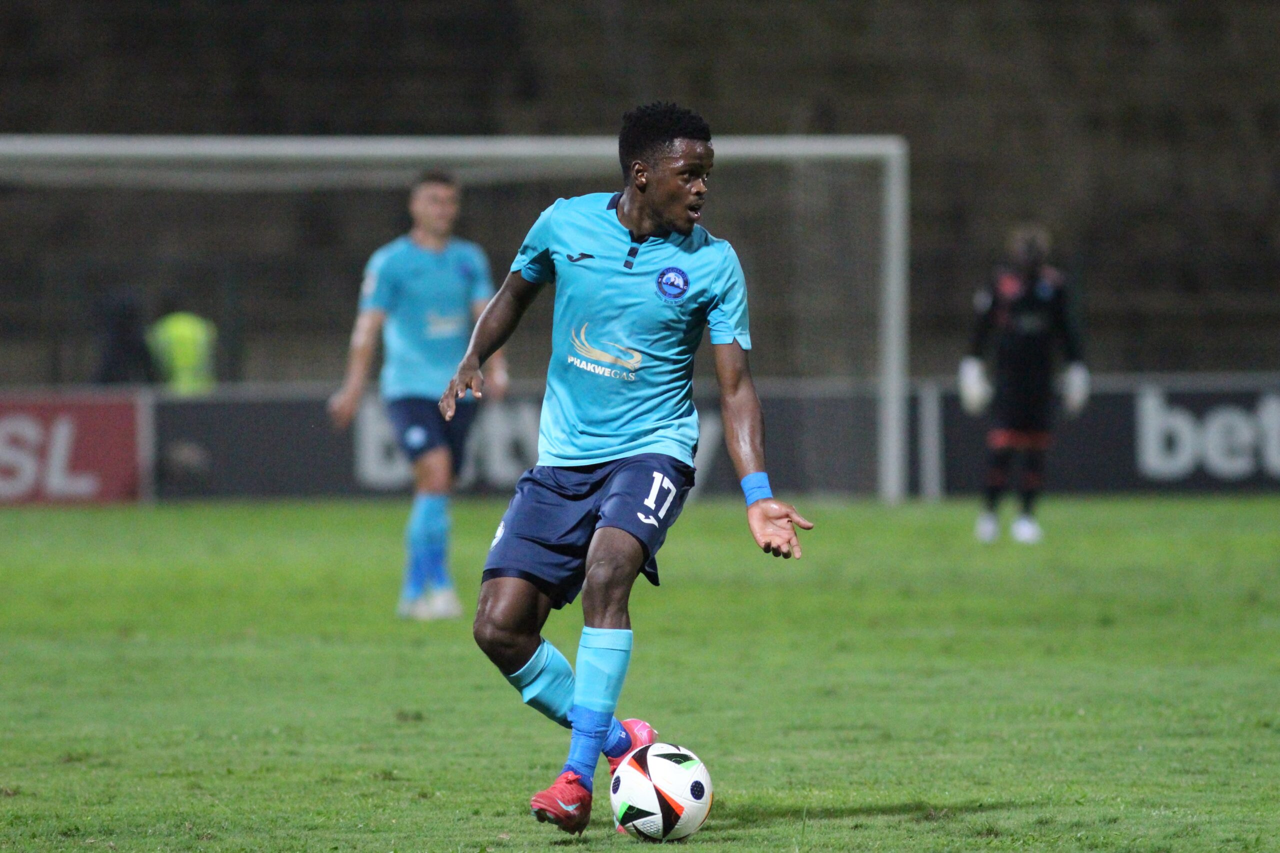 Afrique du Sud : Ronnie Gabriel félicite Thulani Gumede après un but décisif