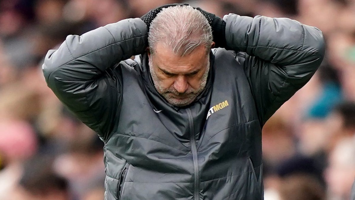 Angleterre : Ange Postecoglou déterminé à s’opposer aux fans filmeurs