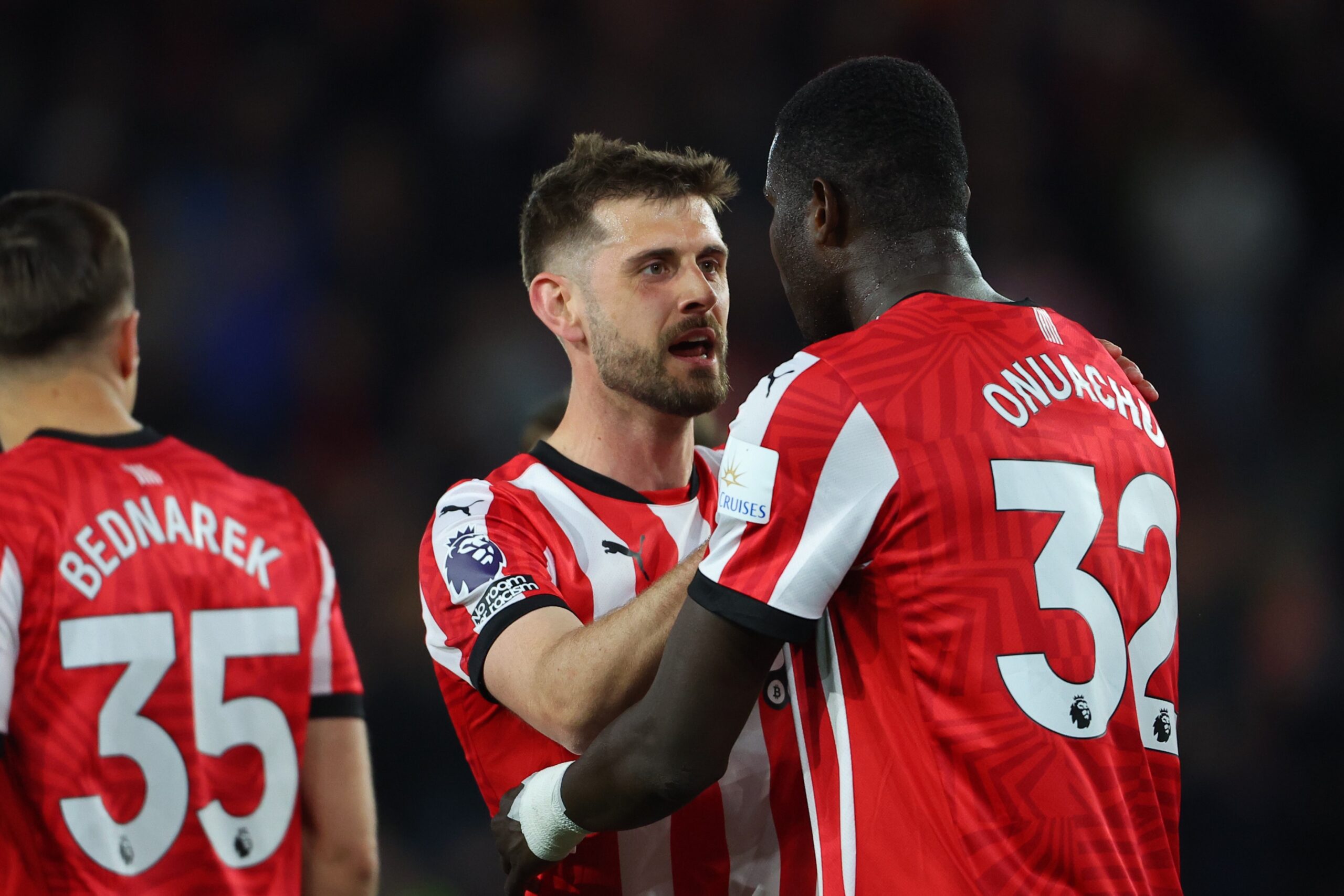 Angleterre : L’entraîneur de Southampton félicite Onuachu après le match contre Crystal Palace