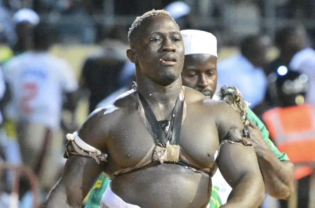 Colère d’un entraîneur au Sénégal : Critiques acerbes après une défaite
