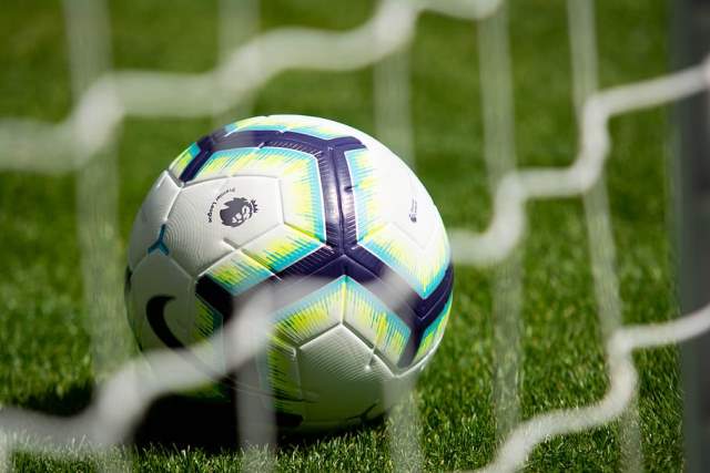 Israël : L’ancien footballeur Yossi Benayoun échappe à une attaque à la grenade