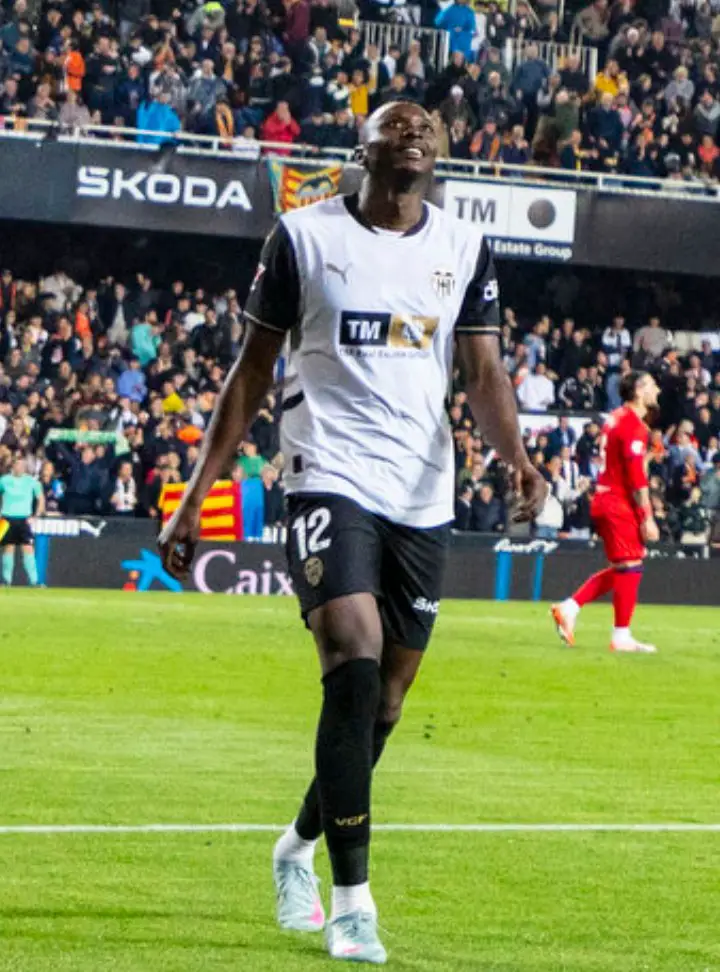 La Liga : Umar Sadiq et Chidera Ejuke brillent dans la victoire de Valence contre Séville