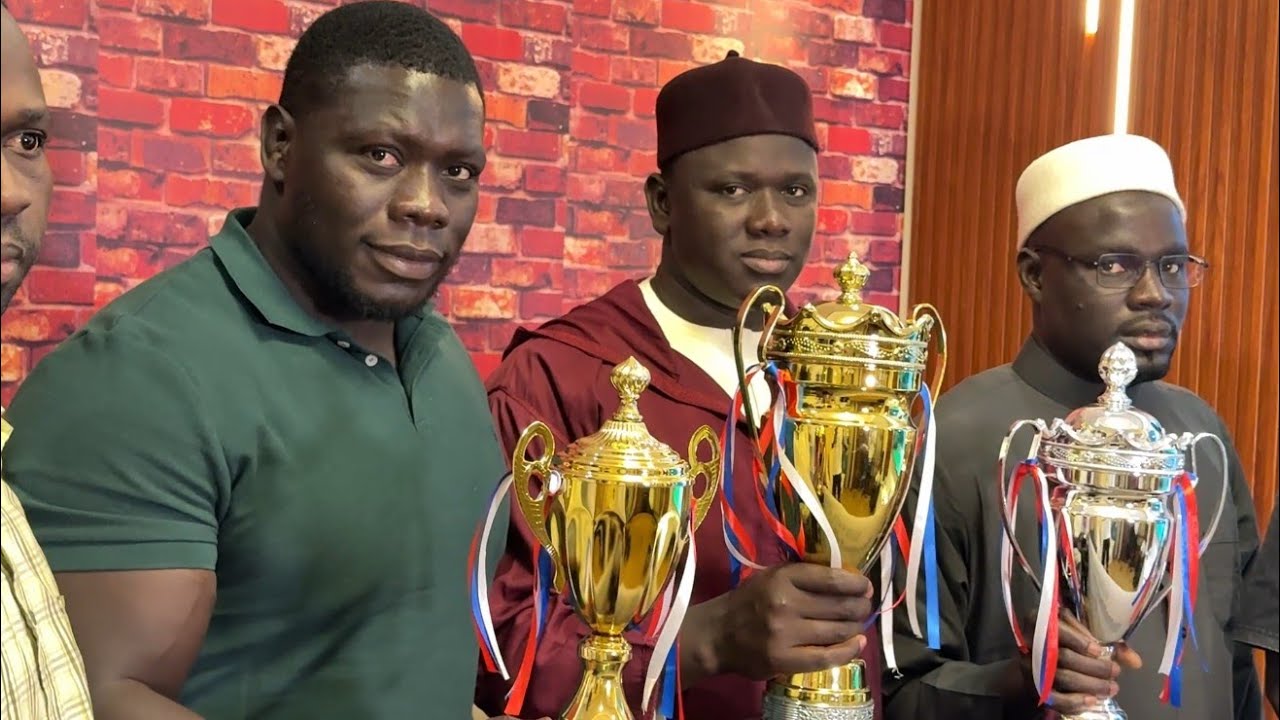 La remise de drapeau à Joal attire les lutteurs de renom au Sénégal