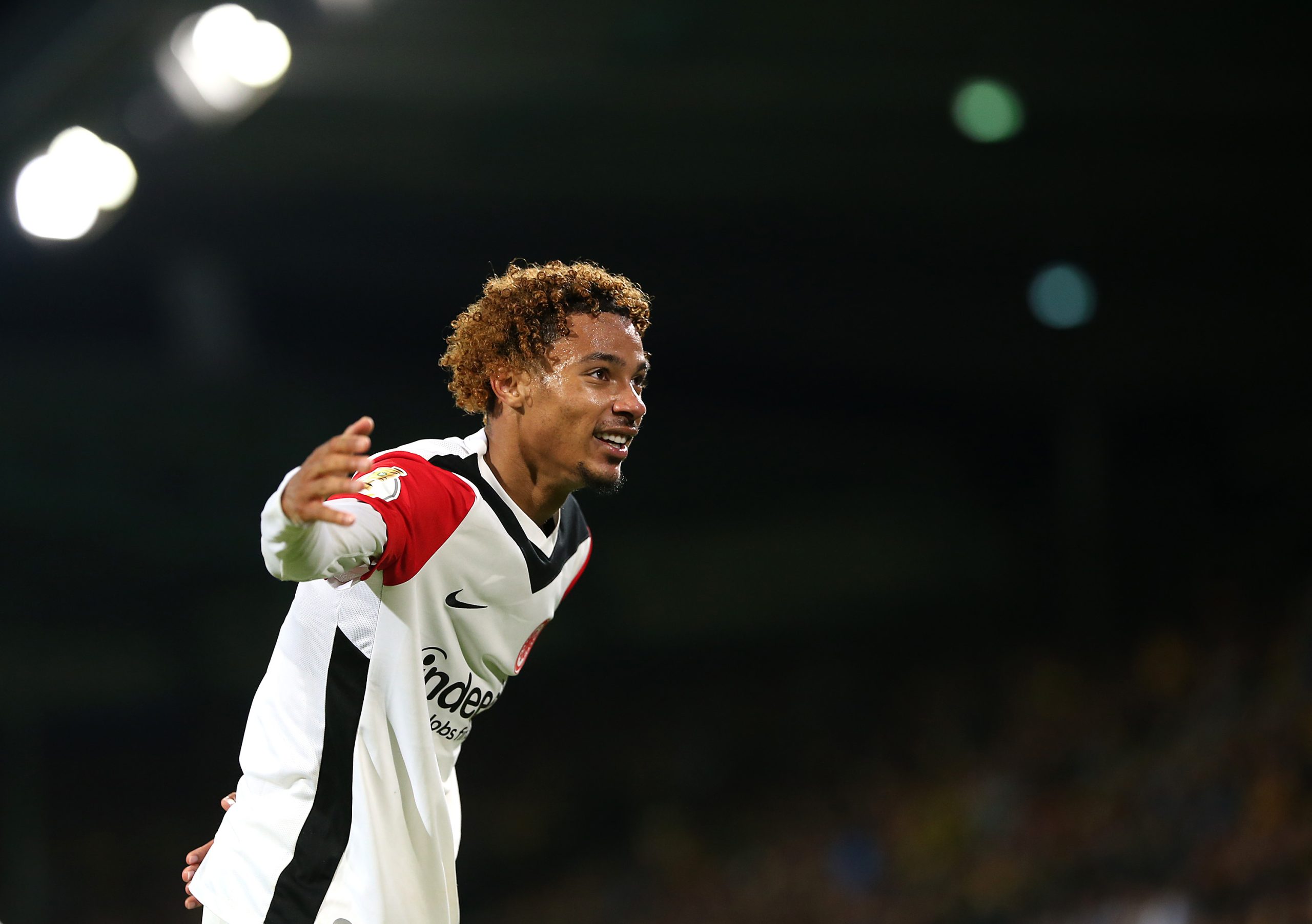 Les clubs anglais sur la piste d’Hugo Ekitike