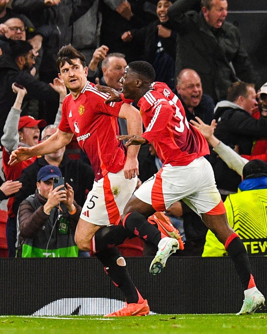 Ligue Europa : Manchester United élimine Lyon après un match épique