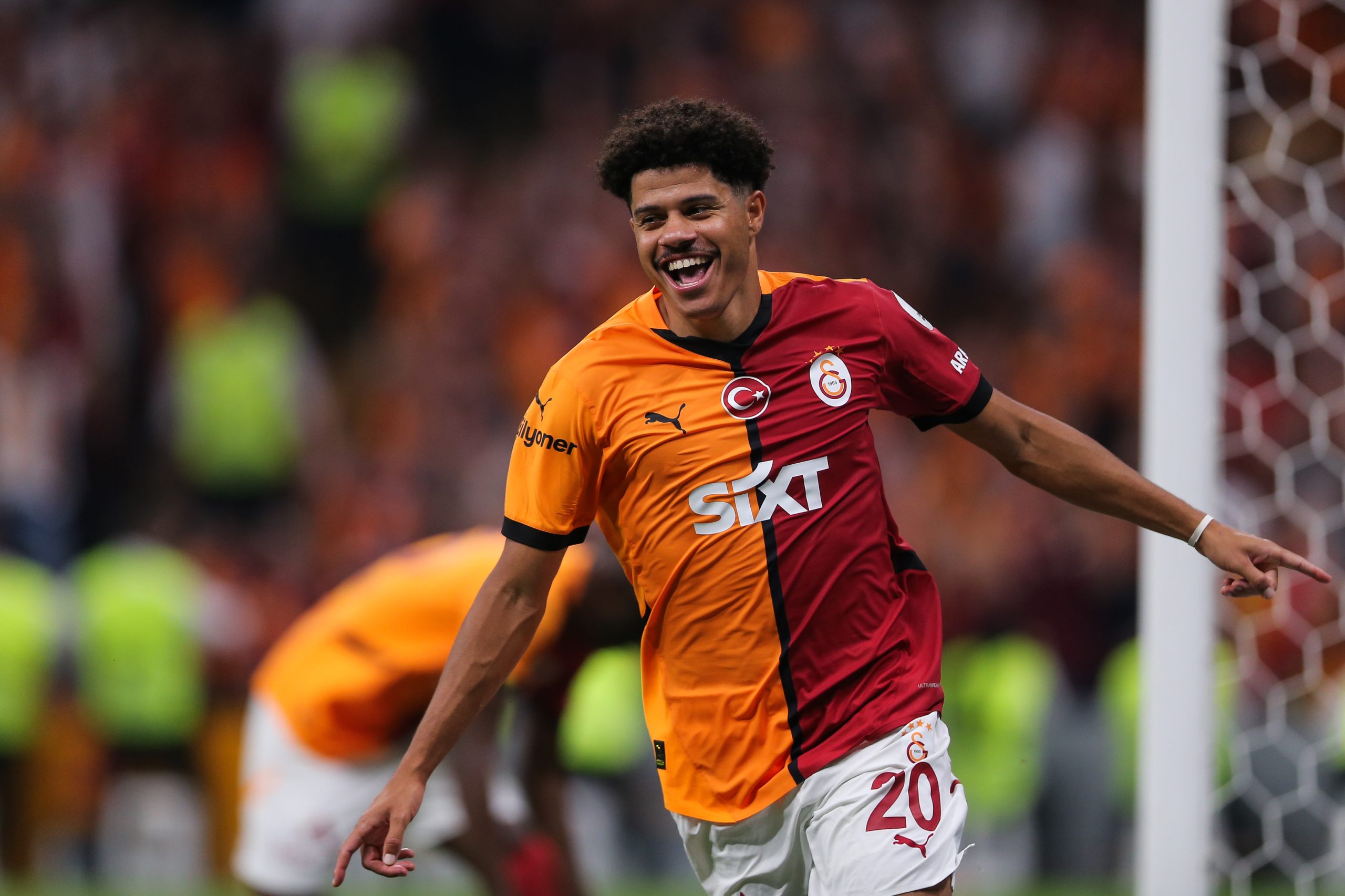 Manchester City cible un joueur brésilien de Galatasaray pour son mercato
