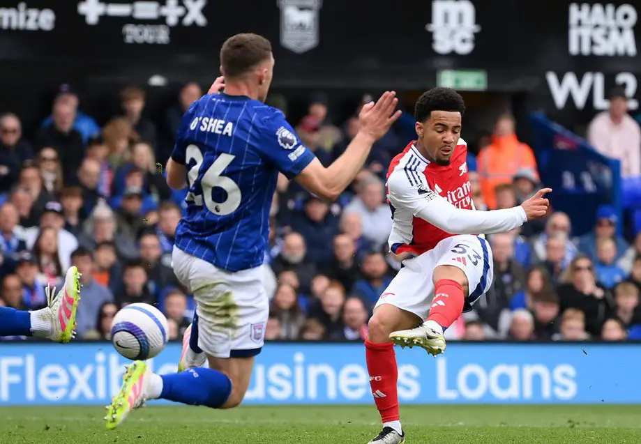 Royaume-Uni : Ethan Nwaneri prêt à booster l’attaque d’Arsenal