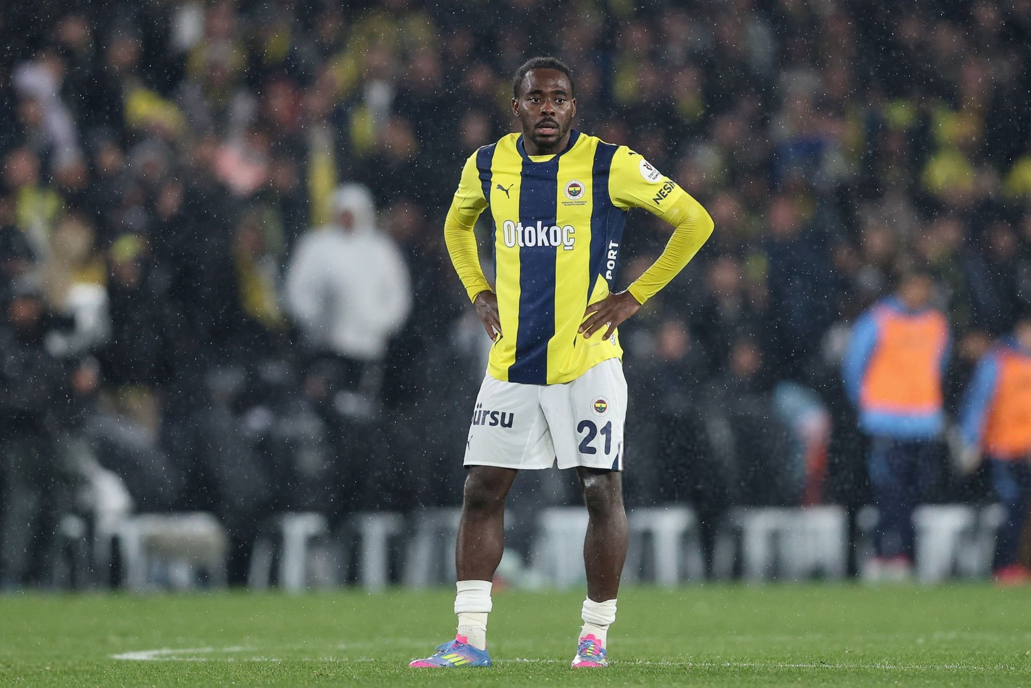 Turquie : Fenerbahçe doit maintenir la pression sur le Galatasaray d’Osimhen, selon Osayi-Samuel