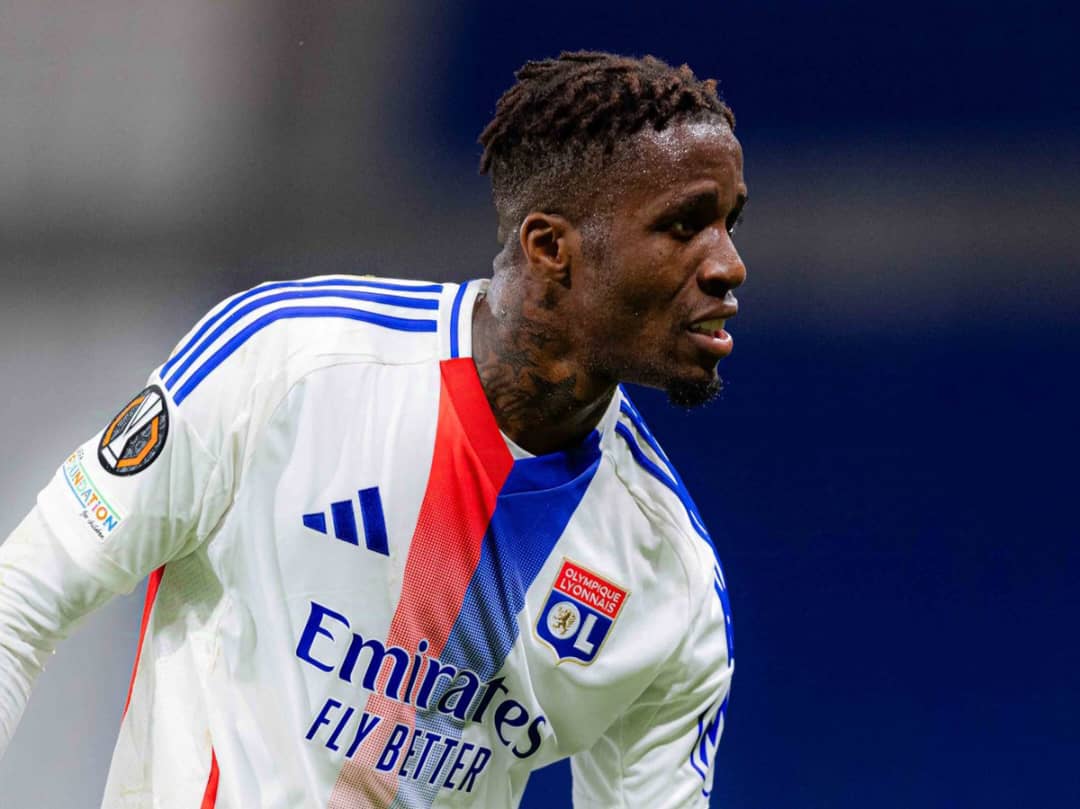 Wilfried Zaha : Son départ de Lyon allège les finances du club