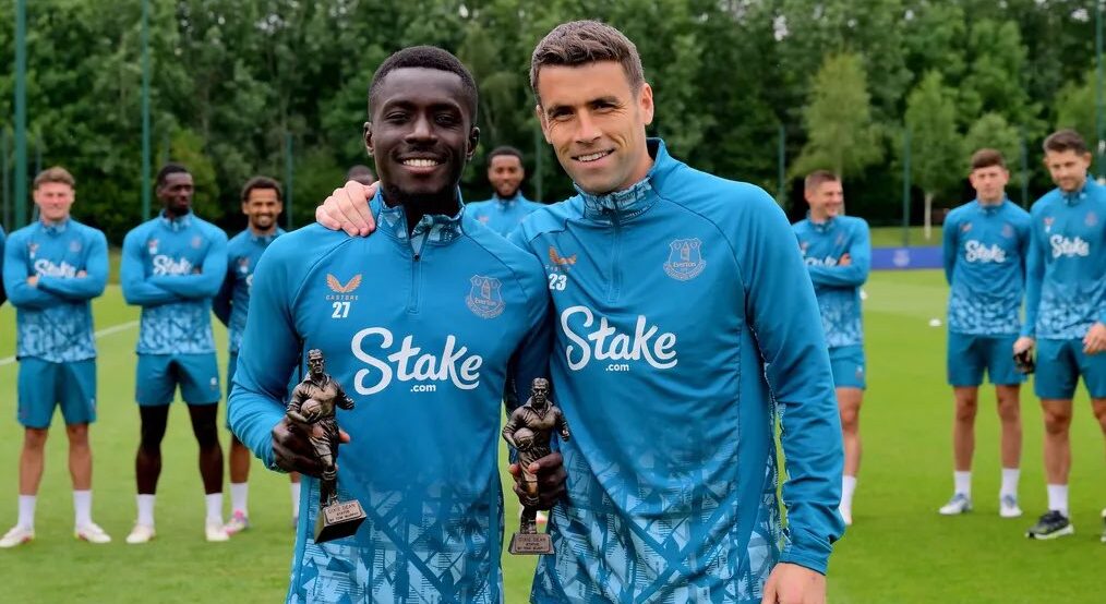 Accord pour Gana Gueye : prolongation jusqu’en 2027 avec Everton