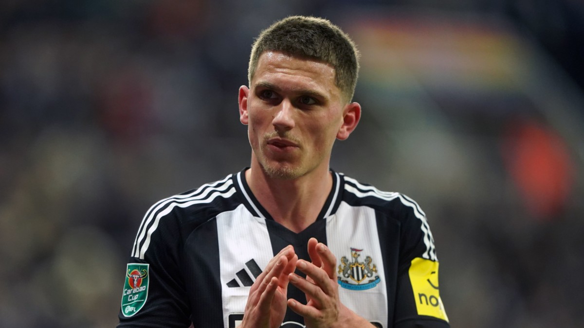 Angleterre : Eddie Howe enthousiaste pour le retour de Sven Botman à Newcastle
