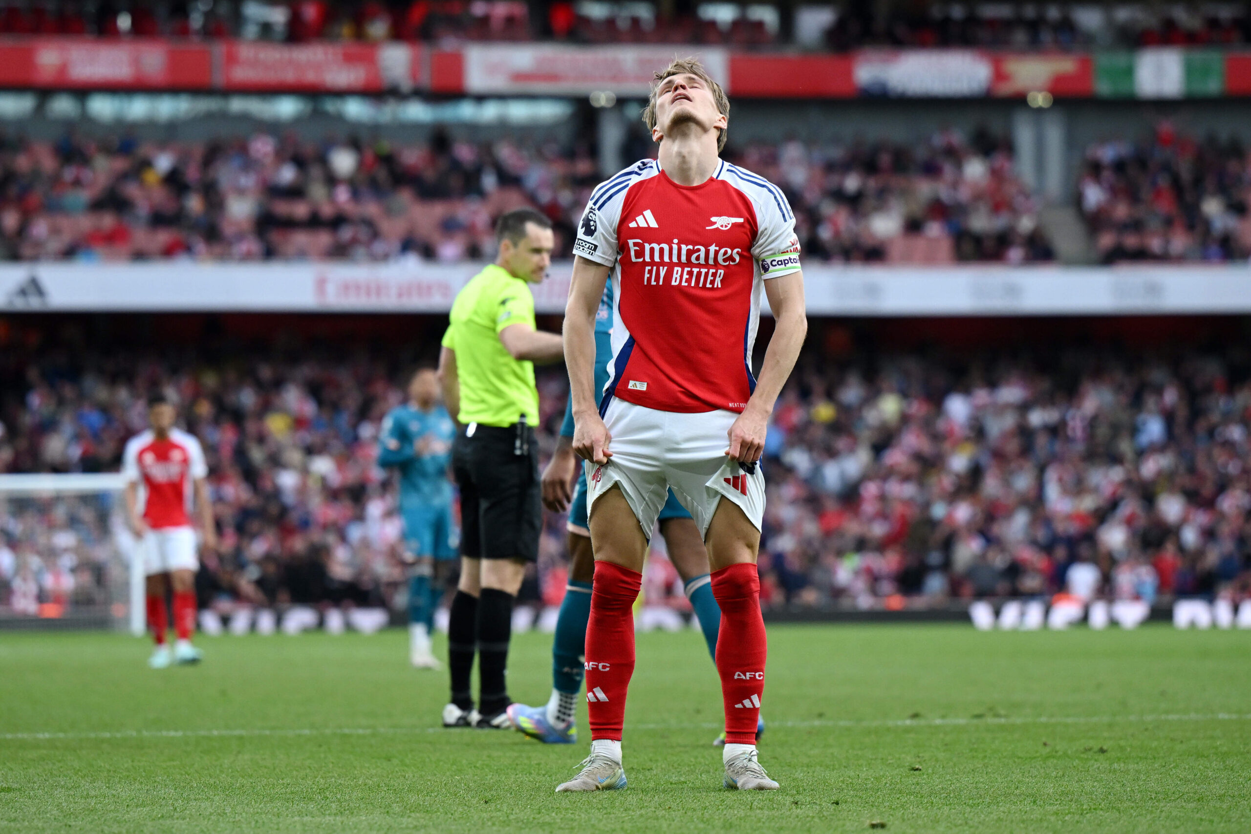 Arsenal : Martin Odegaard appelle à canaliser la frustration avant le match contre le PSG