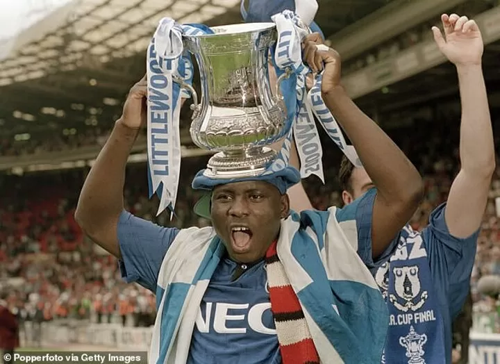 Daniel Amokachi revient sur la victoire en finale de la FA Cup contre Manchester United