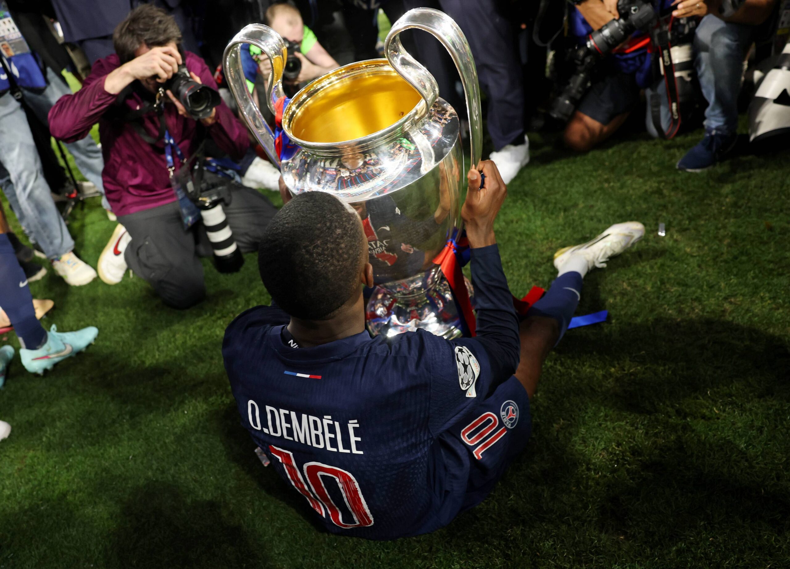 La France : Luis Enrique salue Ousmane Dembélé comme potentiel Ballon d’Or après la victoire historique du PSG en Ligue des champions