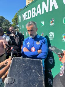 L’entraîneur des Orlando Pirates vise un quatrième triomphe consécutif en finale