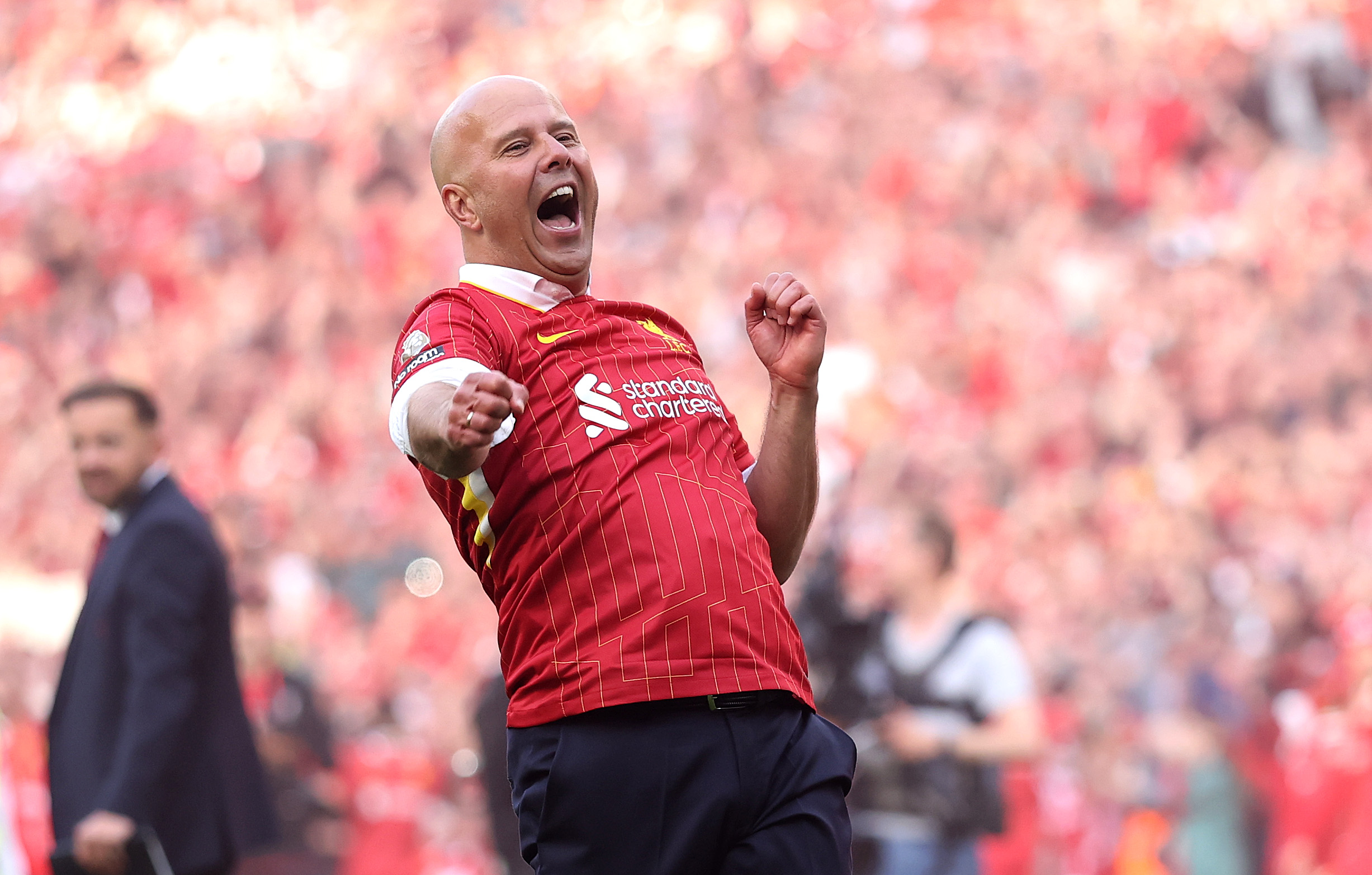 Liverpool : Les confidences d’Arne Slot sur le message de Klopp et ses plans contre Chelsea