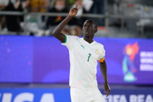 L’œil de Babacar Fall sur le Mondial de beach soccer depuis le Sénégal