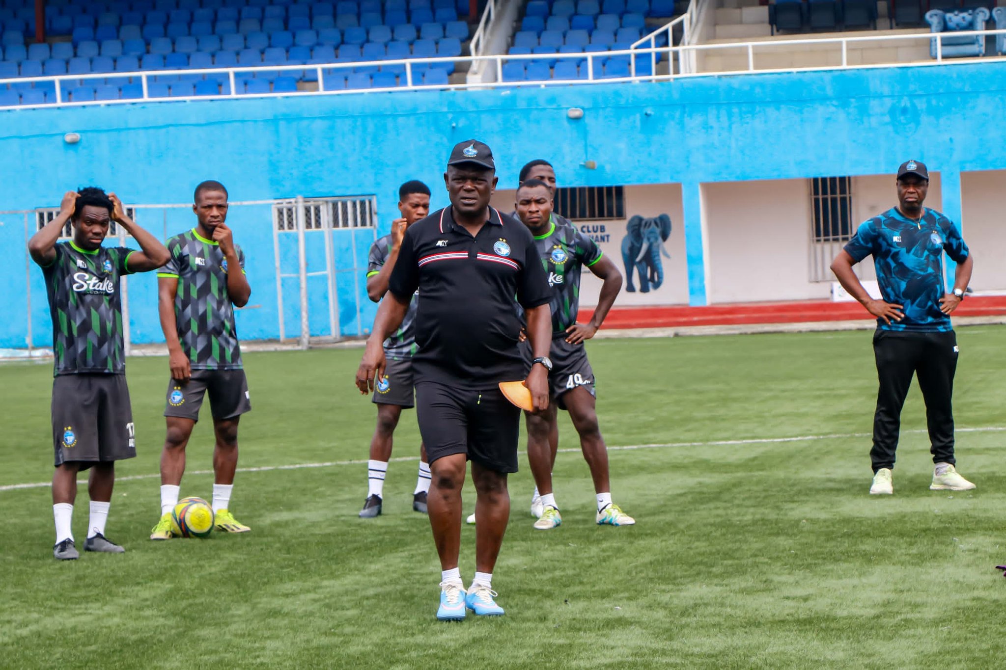 Nigeria : Enyimba vise une place continentale grâce à ses performances en championnat