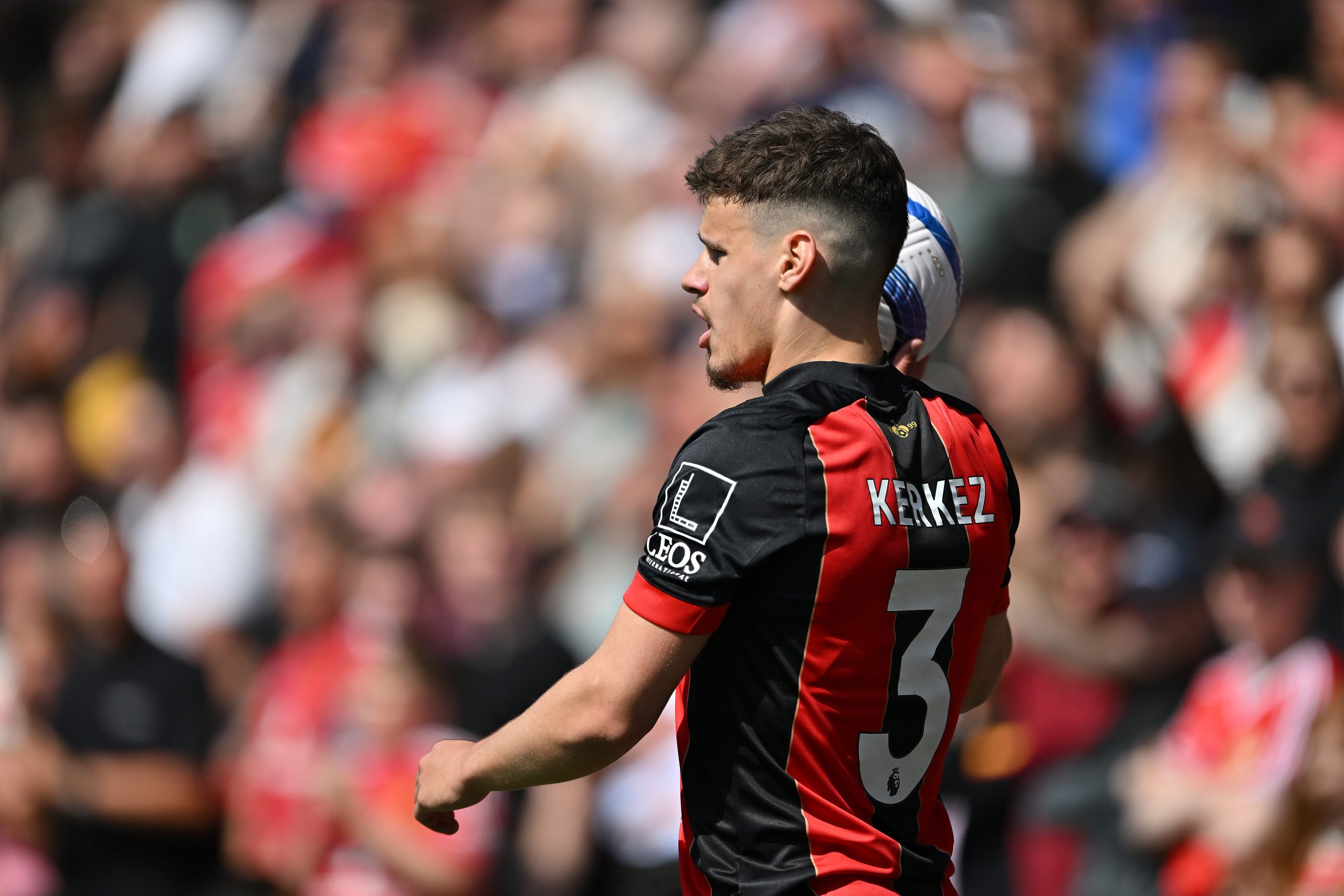Royaume-Uni : Liverpool prépare une offre pour un défenseur de Premier League