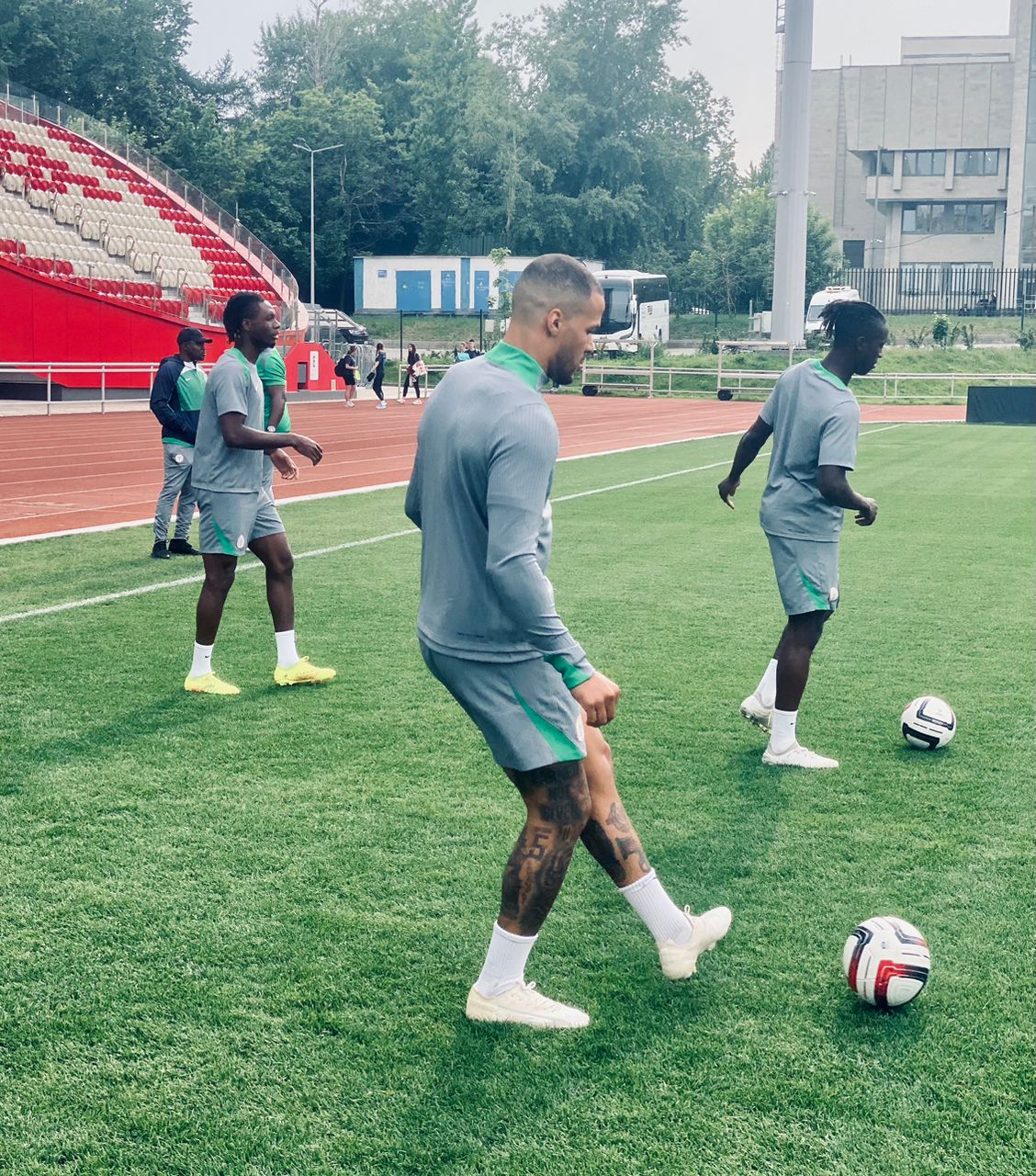 Tous les joueurs Nigérians rassemblés pour le match amical contre la Russie