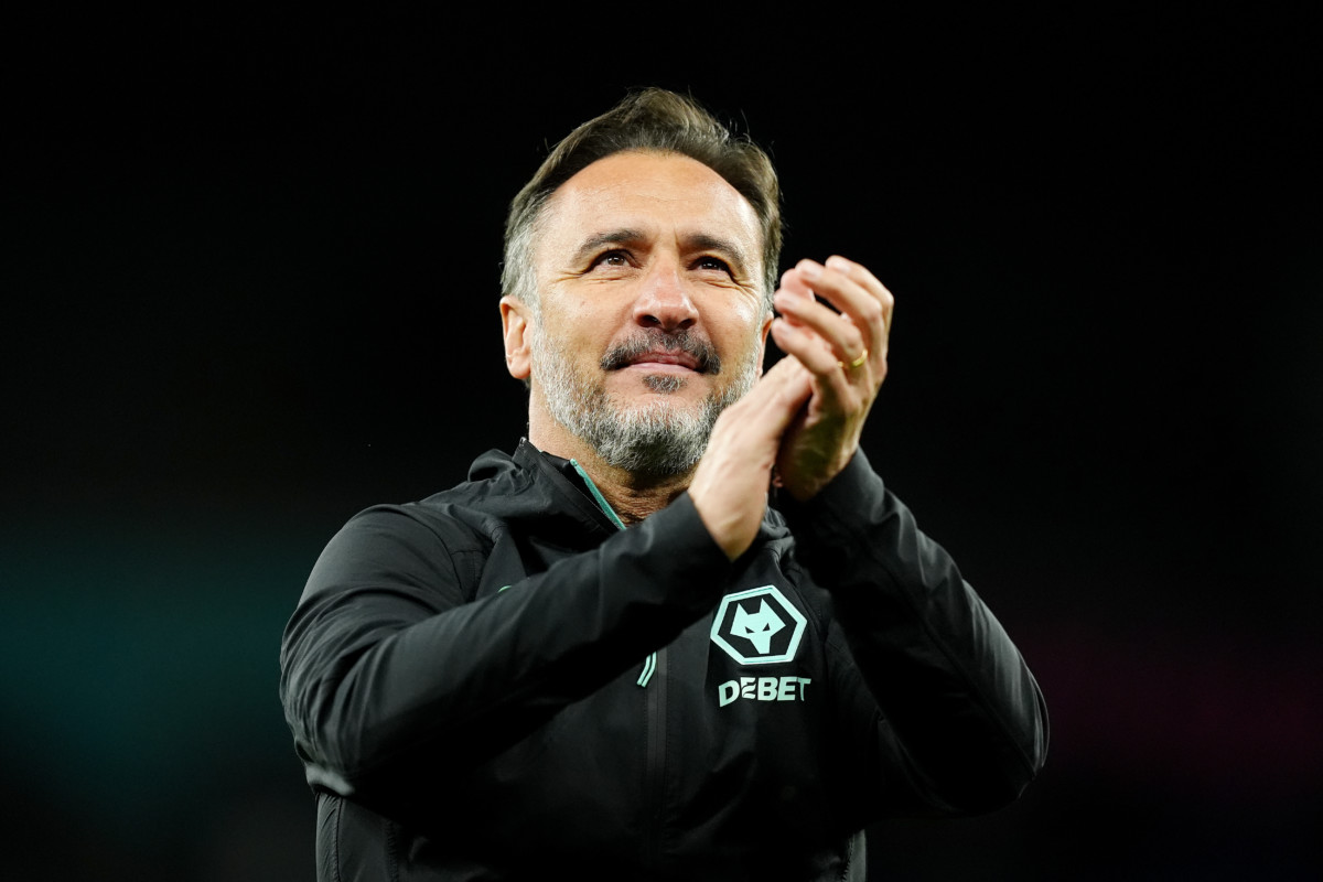 Wolves head coach Vitor Pereira applauds